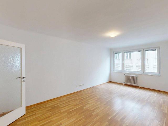 orea | Schöne 1 Zimmer Wohnung nähe Hauptbahnhof | Smart besichtigen · Online anmieten