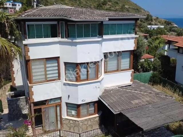 Ören De Denize Yürüme Mesafesinde Full Eşyalı Satılık Villa
