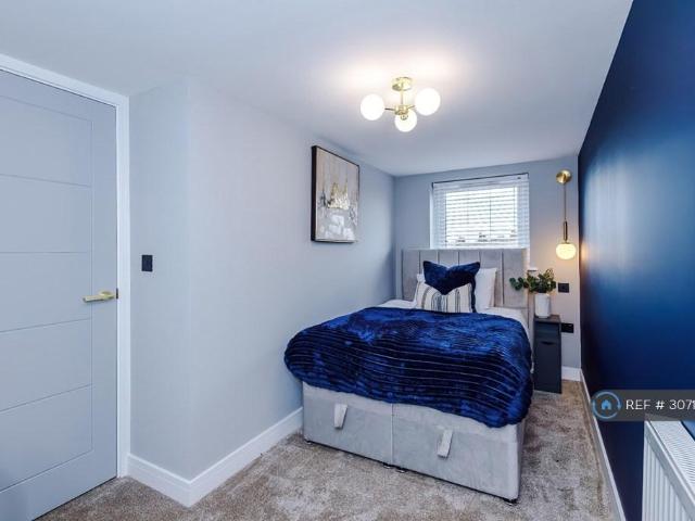 Orford Lane, Warrington, WA2 Studio to rent £650 pcm £150 pw