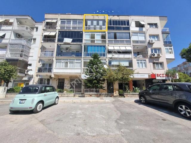 Orhan Şaik Gökay Cad.de Bakımlı, Ferah Satılık 3+1 Daire
