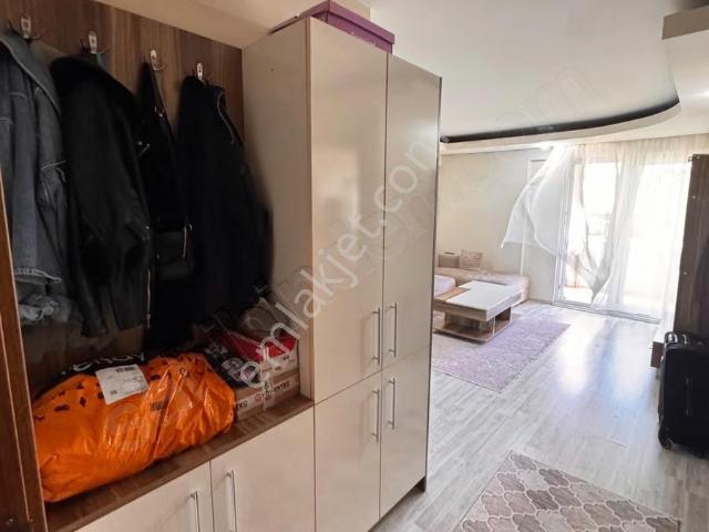 Orhan Emlak'tan Güzelyurt'ta 1+1 Eşyalı Satılık Daire