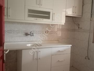 Orhangazi Caddesinde 2+1 Kiralık Daire