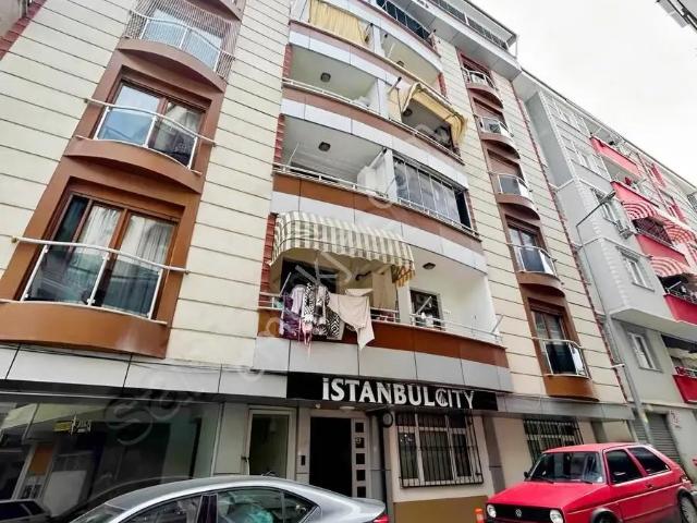 Orhangazi Çarşı Merkezde Satılık 3+1 Daire