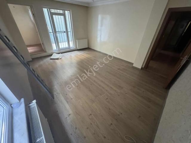 Orhangazi Mah Temiz Bahçe Kullanımlı Ferah 2+1 Kiralık Daire