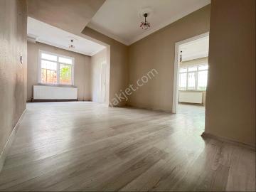 Orhangazi Mahallesinde Müstakil Binada Balkonlu 2+1 Kiralık Daire