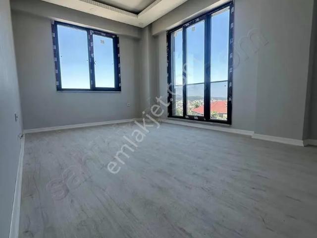Orhangazi Mahallesi'nde Kiralık 2 + 1 Daire