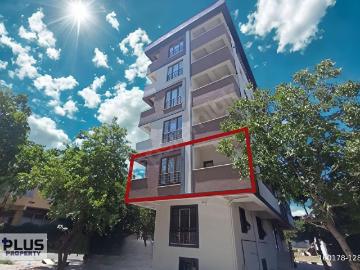 ORHANGAZİ MAH'DE GENİŞ M2'Lİ 3 BALKONLU FIRSAT SATILIK 3+1 DAİRE