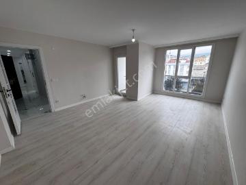Orhangazi'de Okul Market Sağlık Ocağı Karşısı Aileler İçin 3+1