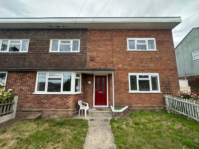 Oriel Avenue, Gorleston, Great Yarmouth NR31, 2 bed flat to rent, £900 pcm | PrimeLocation