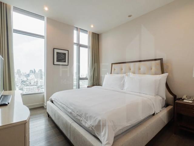 Oriental Residence Bangkok 1 bedroom, for sale