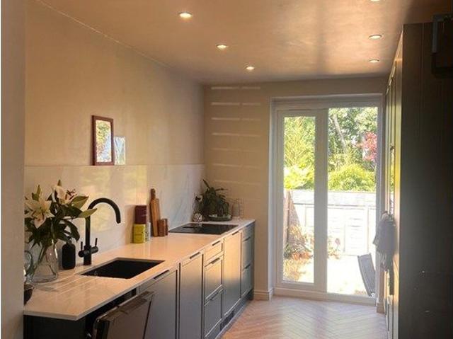 Oriental Road, Woking GU22, 2 bed maisonette to rent, £1,900 pcm | PrimeLocation