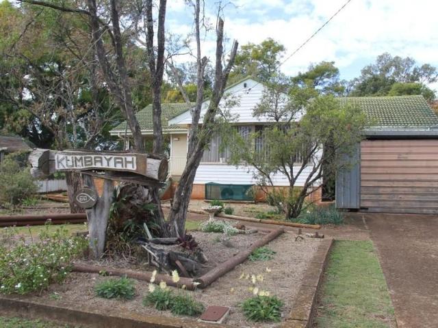 Original 4 Bedroom Home in Kumbia