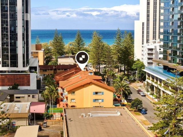 Original Broadbeach Apartment Just 30 Seconds from the Beach