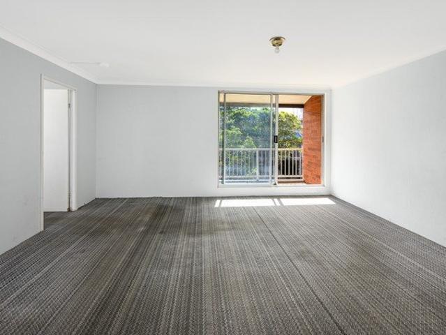 Original Charm with Exciting Renovation Potential in Prime Ultimo