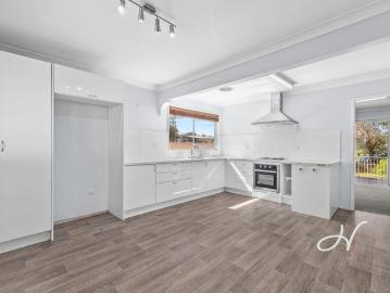 Tuggerah Lake, Jilliby, Wyong Region, Snapper Island