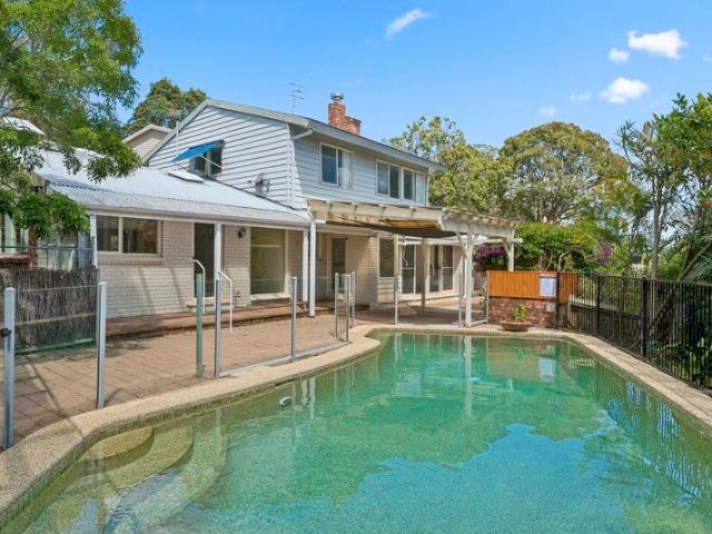 Original Family Home in the Heart of Bilgola Plateau