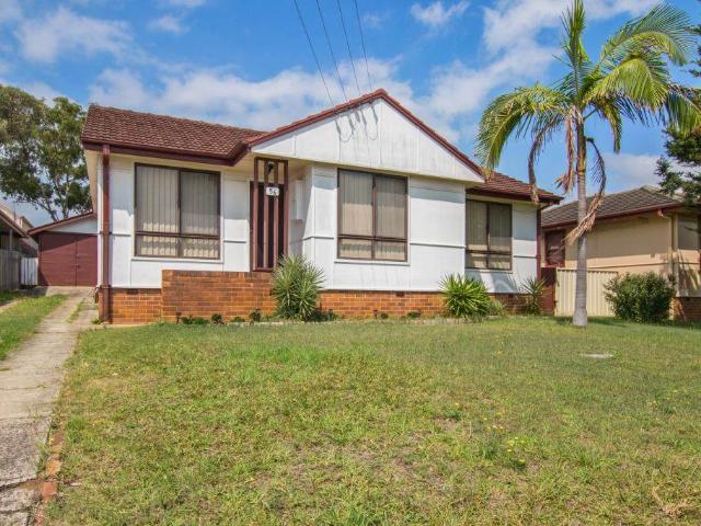 Original Lake Illawarra Charm with Space and Convenience