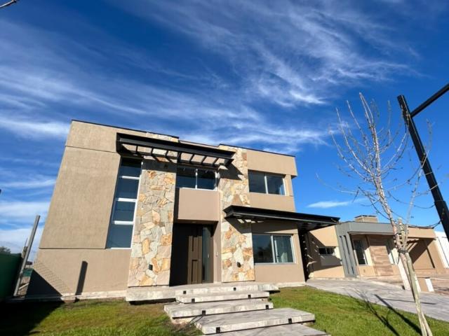 ORIGO NEGOCIOS INMOBILIARIOS OFRECE EN ALQUILER HERMOSA CASA EN CHACRAS BARRIO CIRO DE VIEYTES