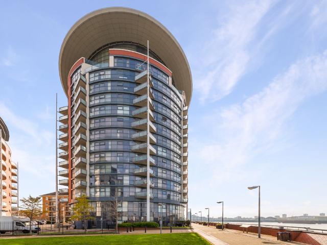 Orion Point, Odyssey, Docklands E14, 1 bed flat to rent, £1,907 pcm | PrimeLocation