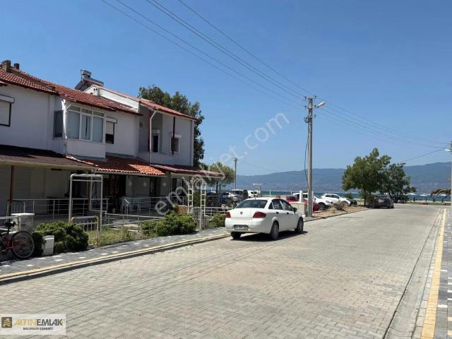 Orjan Tatil Sitesi'nde Satılık 3+1 Masrafsız Villa