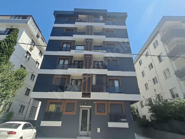 ORJİN EMLAKTAN SATILIK SIFIR OTOPARKLI YÜKSEK GİRİŞ DAİRE