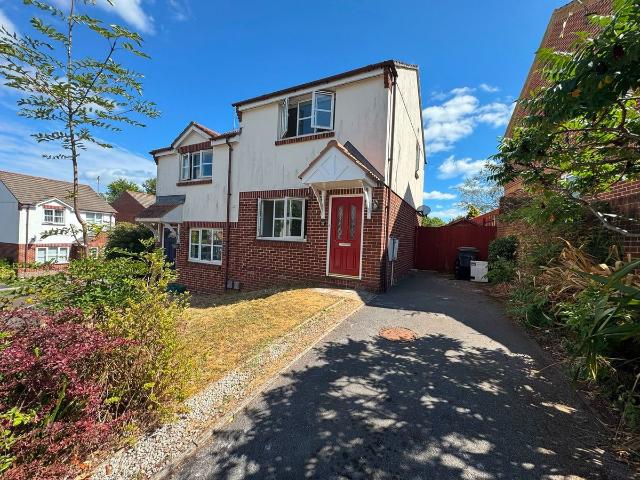 Orkney Close, Torquay TQ2, 2 bed semi detached house to rent, £1,150 pcm | PrimeLocation