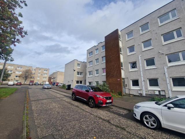 Orkney Place, Kirkcaldy KY1 2 bed flat to rent £650 pcm £150 pw