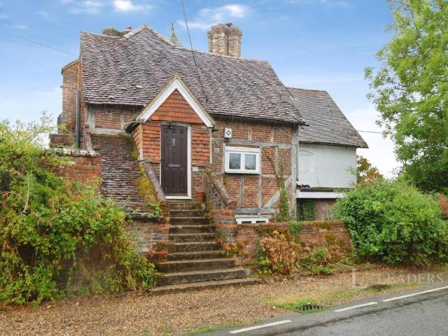 Orltons, Orltons Lane, Rusper, RH12 1 bed house to rent £950 pcm £219 pw