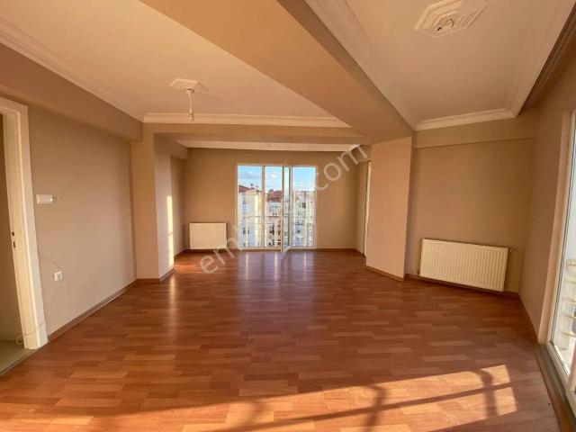Çorlu Muhittinde 4+1 170m2 Satılık İskanlı Daire / Revos /