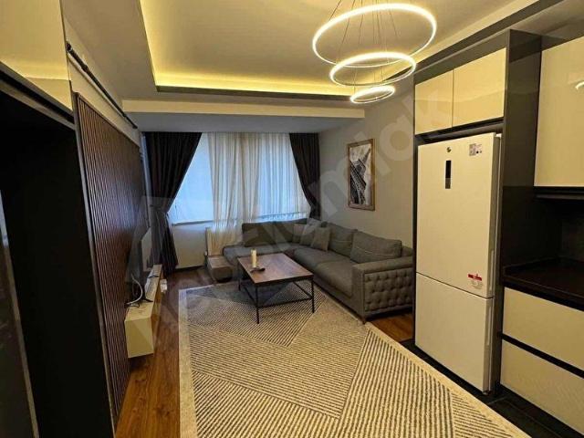 ÇORLU NUSRATİYE MAH TİTANİC SİTESİ 1+1 ARA KAT KİRALIK DAİRE