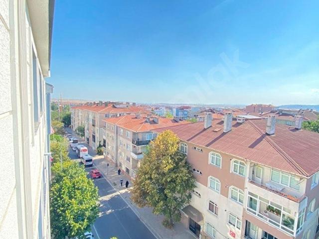 ÇORLU ÇOBANÇEŞME PAZARTESİ PAZARINDA SATILIK 2+1 DAİRE