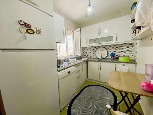 Çorlu Belediye Meydanında Kiralık 3+1 Geniş Daire