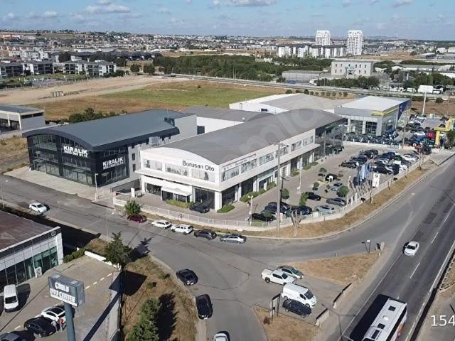 ÇORLU E5 ÜZERİNDE 4.500M2KAPALI ALANA SAHİP KİRALIK PLAZA