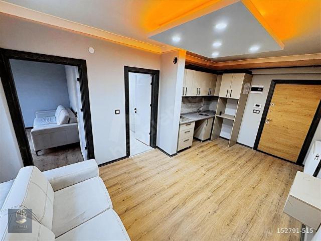 ÇORLU RUMELİ MAHALLESİ İSMET PAŞA BULVARINDA HAVUZLU SİTEDE 1+1