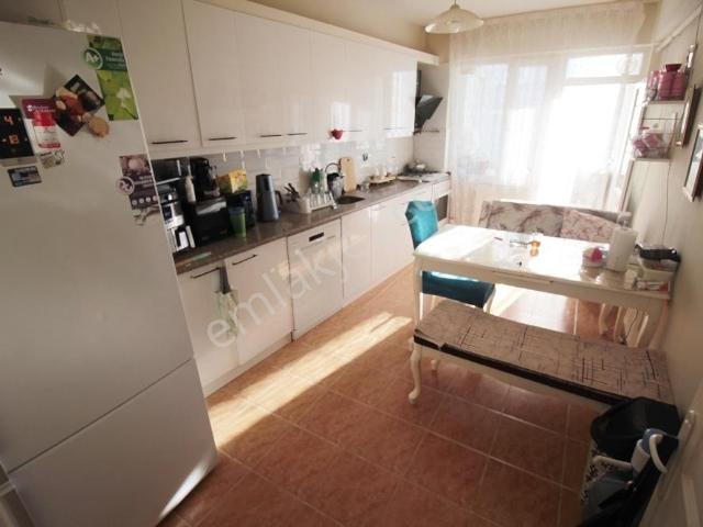 Weew'den Reşadiyede 140m² 3+1 Asansörlü Krediye Uygun Daire