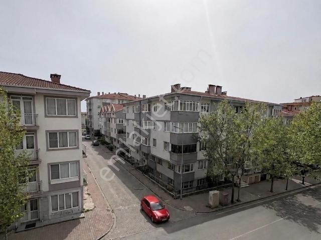 Çorlu Reşadiyede Cadde Üstü Güney Cephe 2+1 Daire