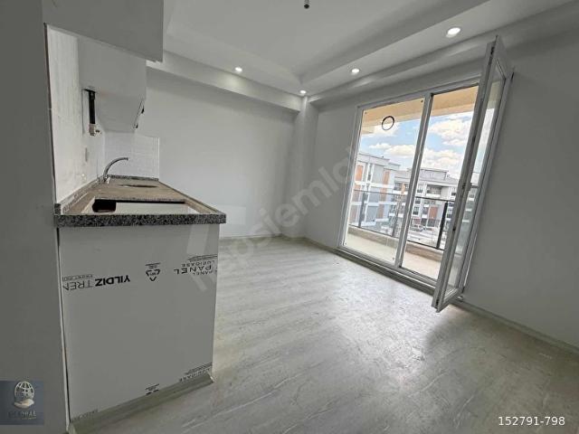 ÇORLU SEYHSINAN MAHALLESI KERVANCI BOLGESINDE 1+1 SATILIK DAIRE
