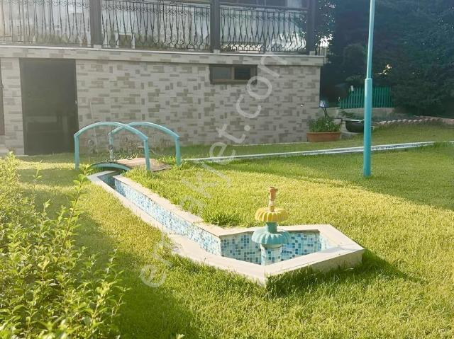 Çorlu Yenice'de Lüx Trplex 3 Kat 5+1 Satılık Villa.