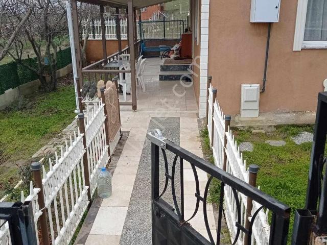Çorluda Satılık Müstakil Ev Havuzlar Da 320 M2 Arsa İçinde