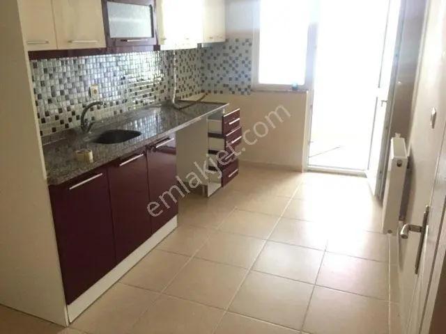Çorluda Reşadiyede Kiralık Daire 2+1 2. Kat 110 M2
