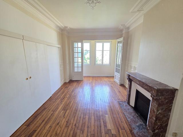 Orléans Avenue Dauphine Appartement 3 pièces de 87 m²