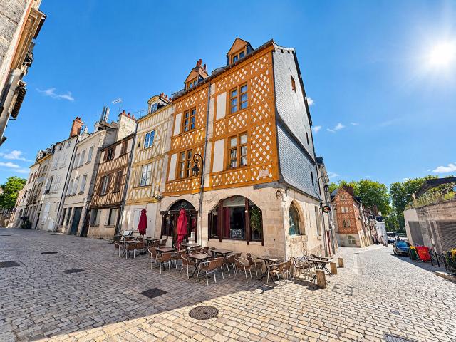 Orleans HYPERCENTRE quartier Charpenterie / Cinéma 3 pièce s 56.05 m2 meublé