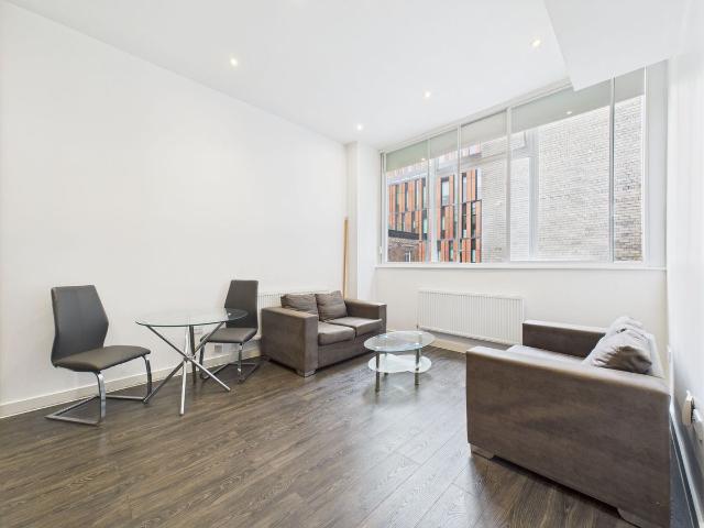 Orleans House, Edmund Street L3, 2 bed flat to rent, £1,150 pcm | PrimeLocation