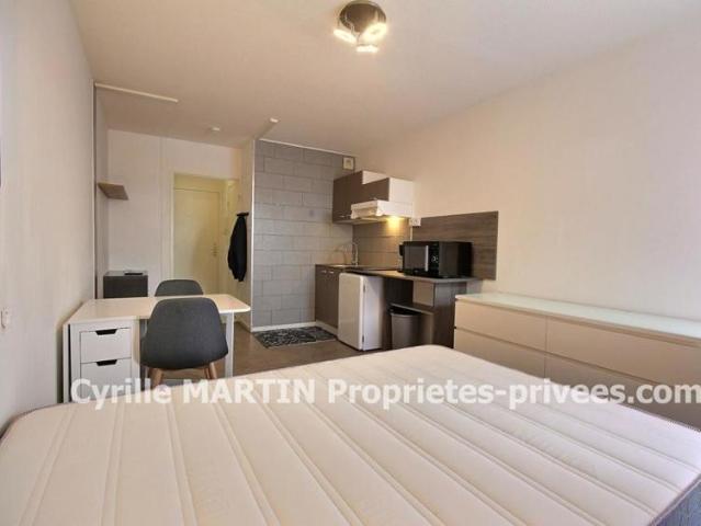 Orléans Studio meublé avec parking 21m2