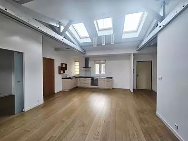 Orléans 45000 Location appartement 3 pièces t3 au dernier étage