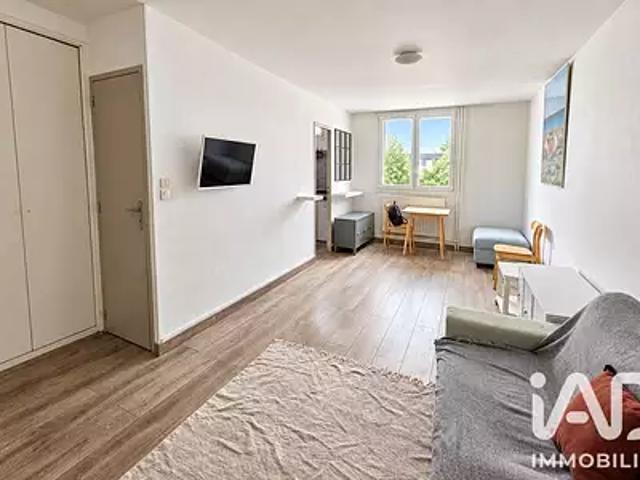 Orléans 45100 Location appartement 1 pièce t1 parking