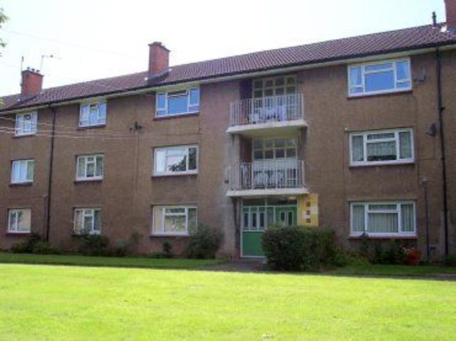 Orlescote Road, Coventry CV4, 2 bed flat to rent, £900 pcm | PrimeLocation