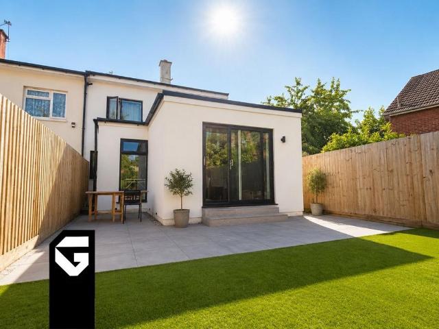 Orpen Gardens D 6 bed end of terrace house to rent £3,900 pcm £900 pw