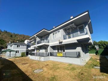 ORTACA DA SATILIK 1+1 HAVUZLU DAİRE