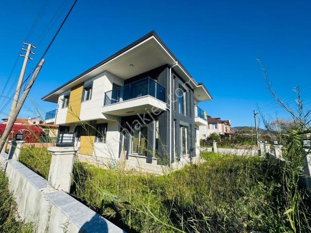 Ortaca Dikmekavak’ta Sarıgerme Yolu Üzerinde 3+1 Galeri Tipi Villa